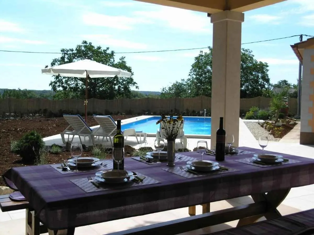 Holiday Home In Tinjan - Istrien 51828