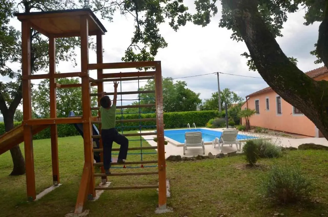Holiday Home In Tinjan - Istrien 51828
